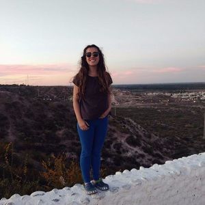 Meet your Posher, Oriana